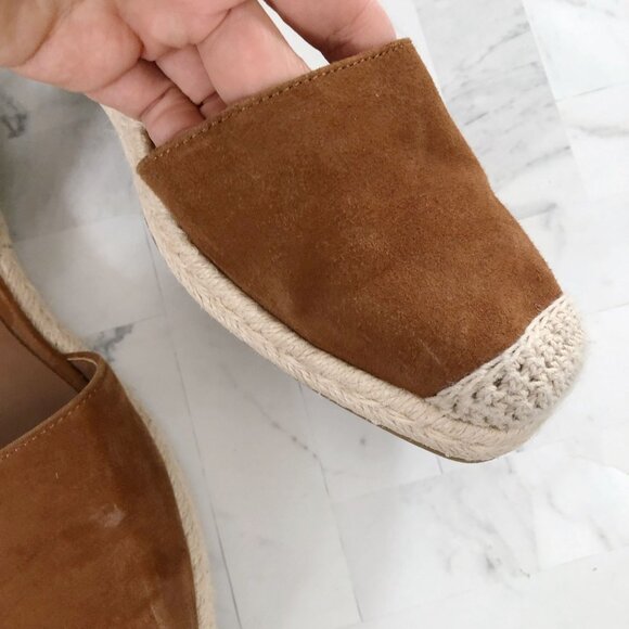 BANANA REPUBLIC Suede Closed Toe Espadrilles Size 7.5 - Picture 4 of 9